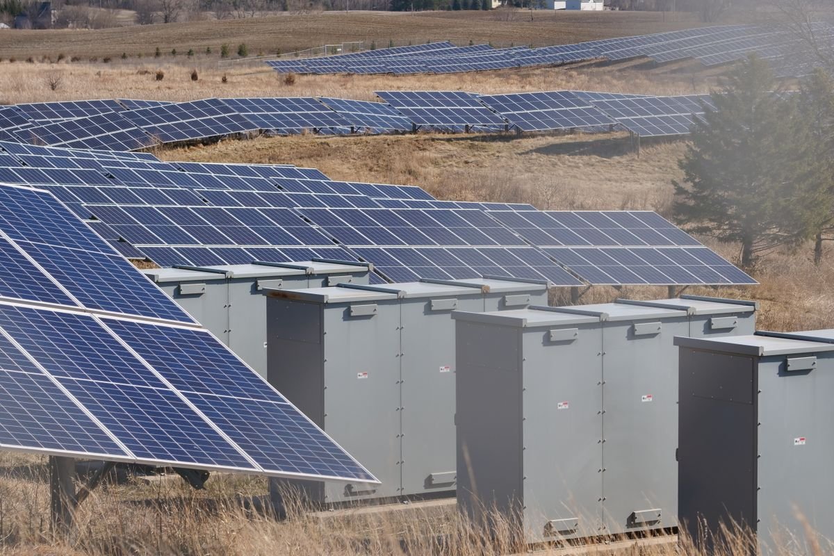 Die besten Wechselrichter für Mini-Solaranlagen